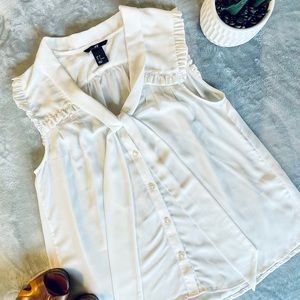 H&M White Tie Front Sleeveless Button Down Blouse Size 4